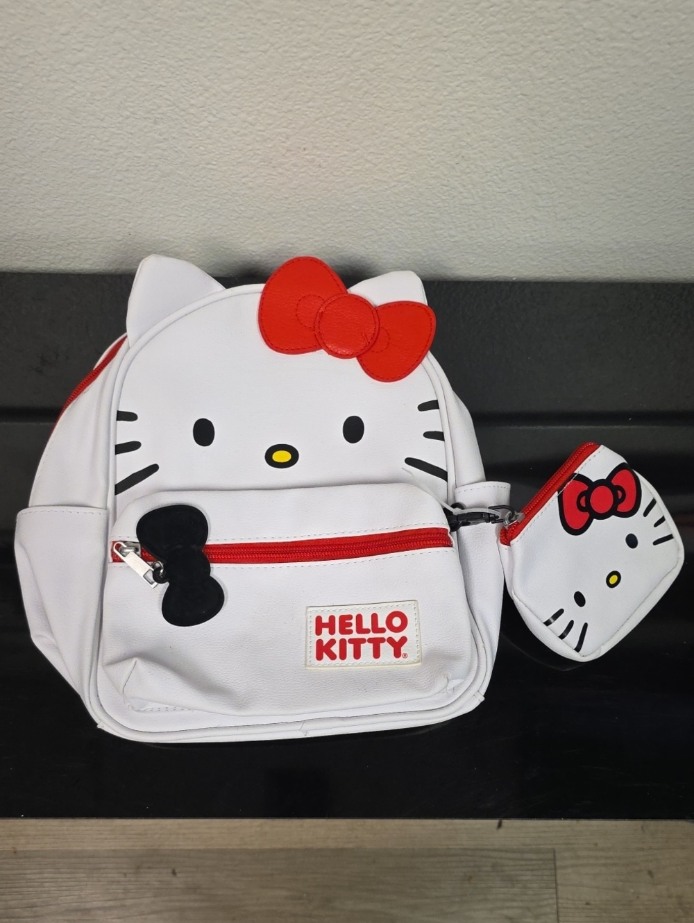 Hello Kitty Mini Backpack With Detachable Coin Purse Sanrio New